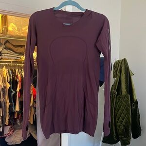 Lululemon swiftly tech long sleeve.